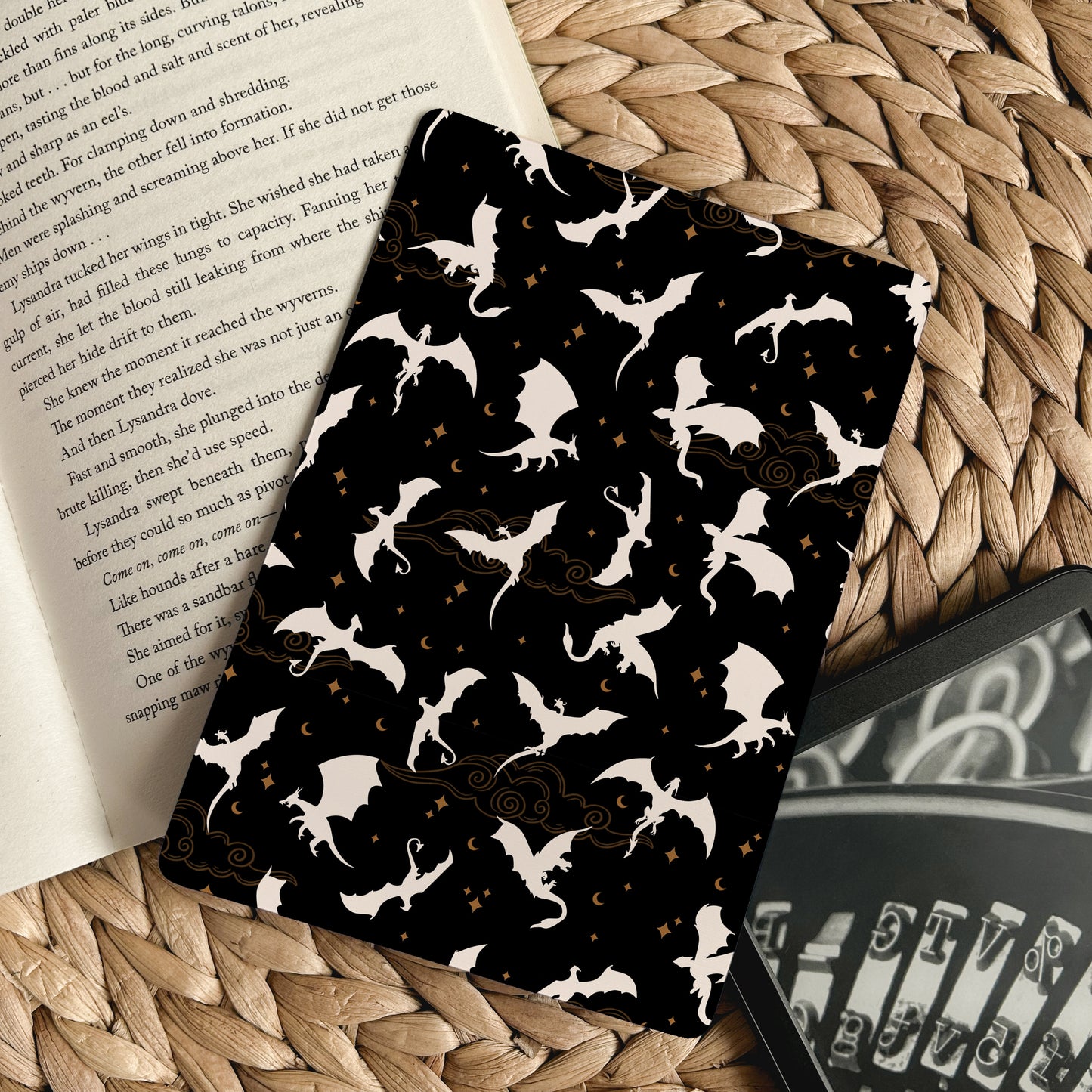 Black Dragon Kindle Case Insert